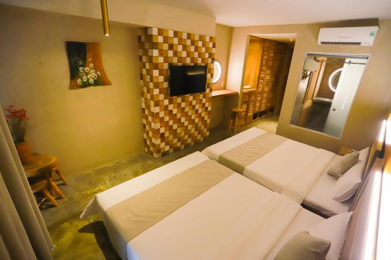 Rustic Hotel Quy Nhon Powered By Aston Exterior photo